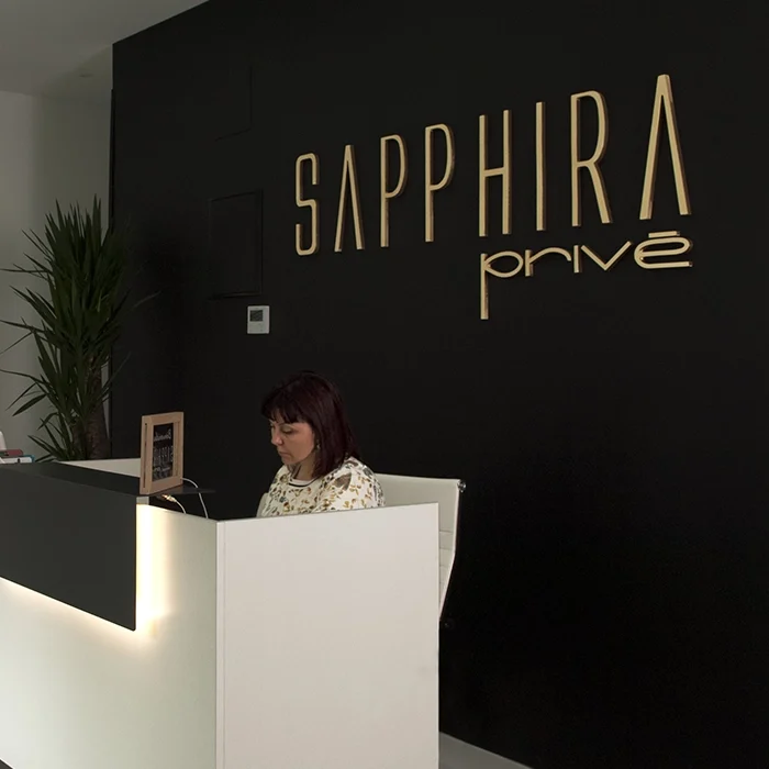 Foto interior recepción Sapphira Prive